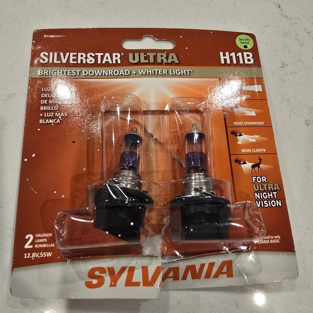 Sylvania Silverstar ultra H11B halogen lamps headlights